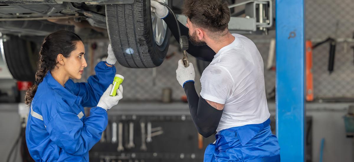 maintenance-tips-from-dubais-top-car-mechanics